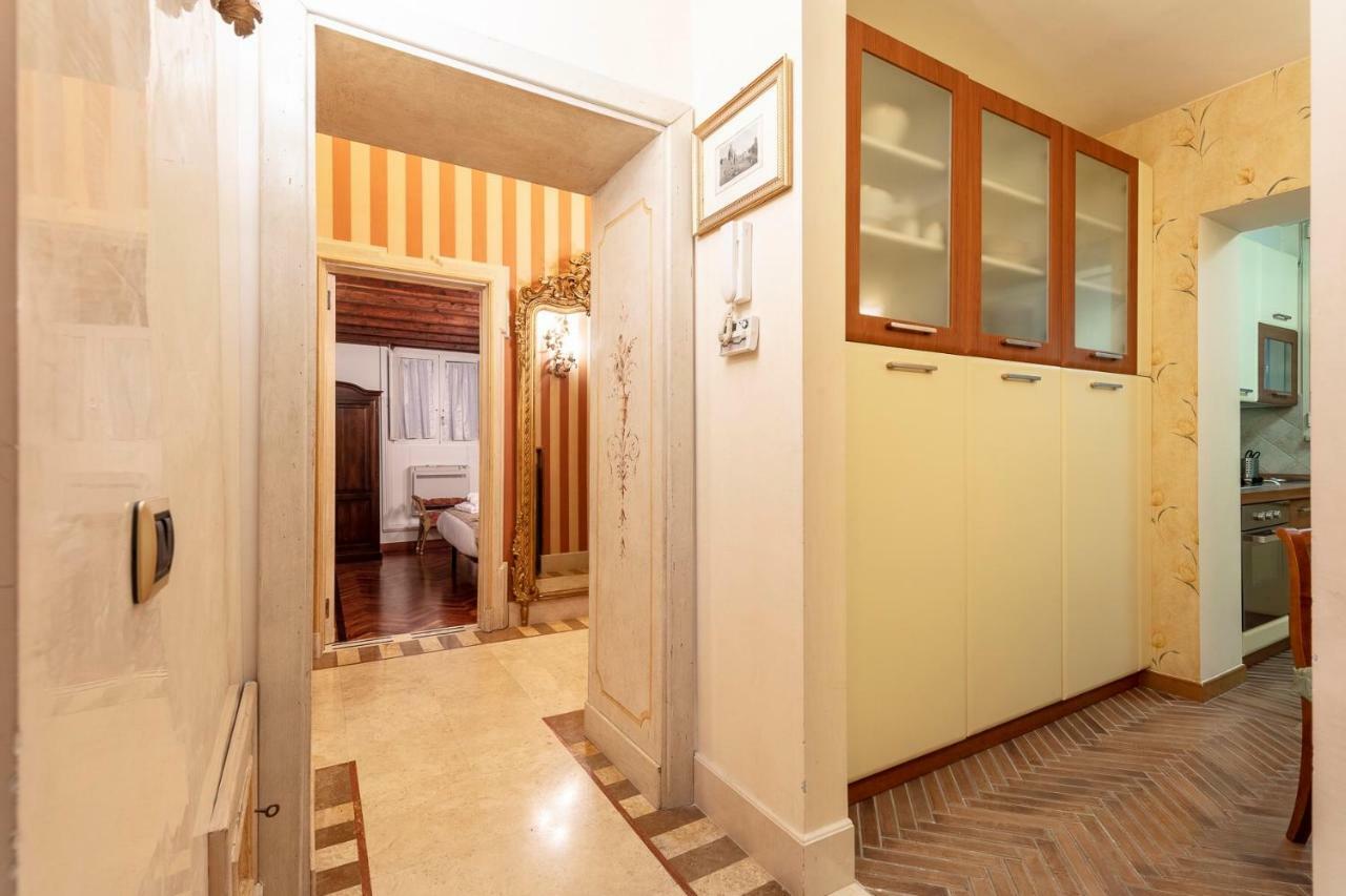 Вилла Residenza Contessa Costanza Рим Экстерьер фото